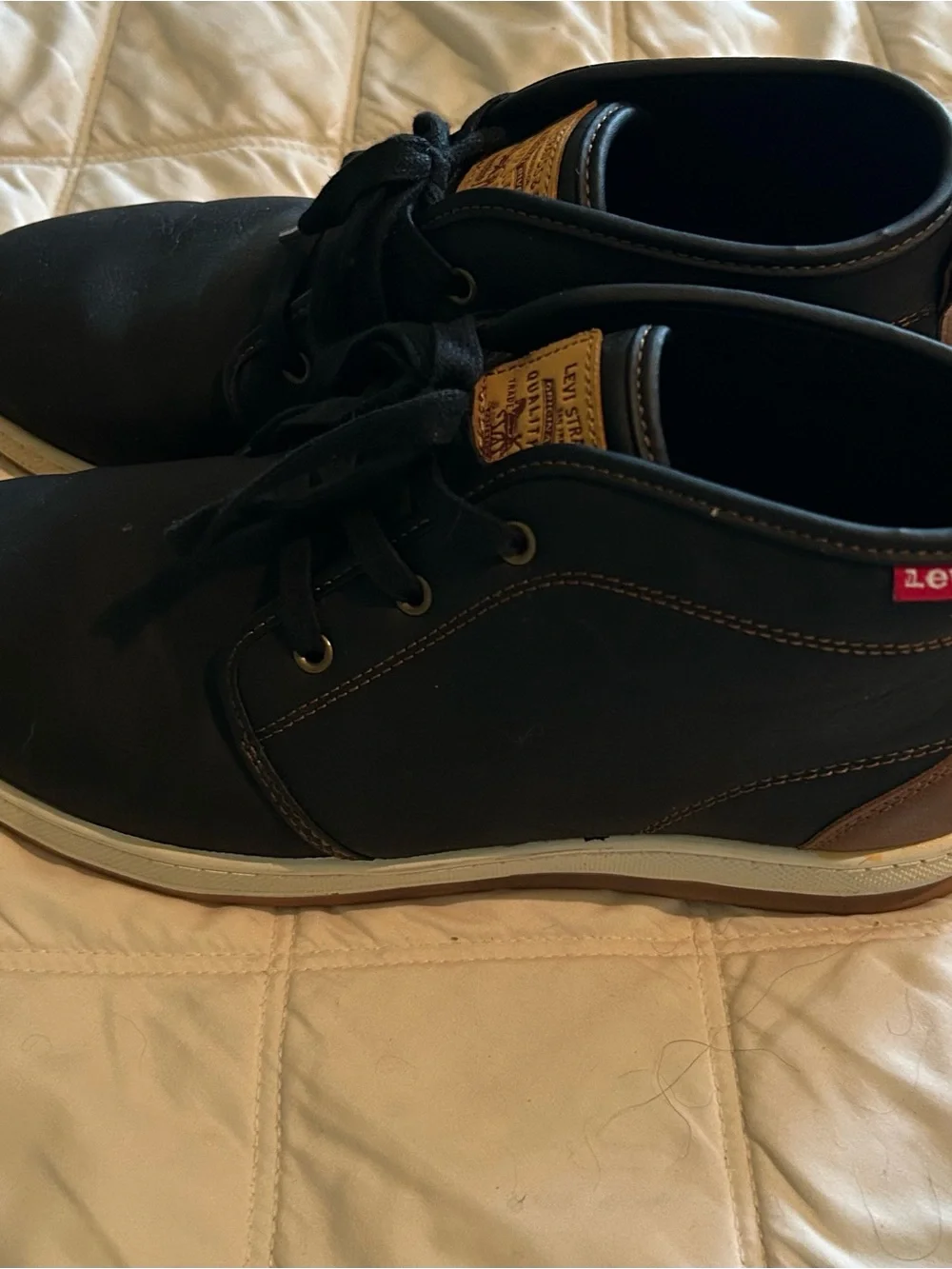 Levi's Men's Black Chukka Boots with White Sole